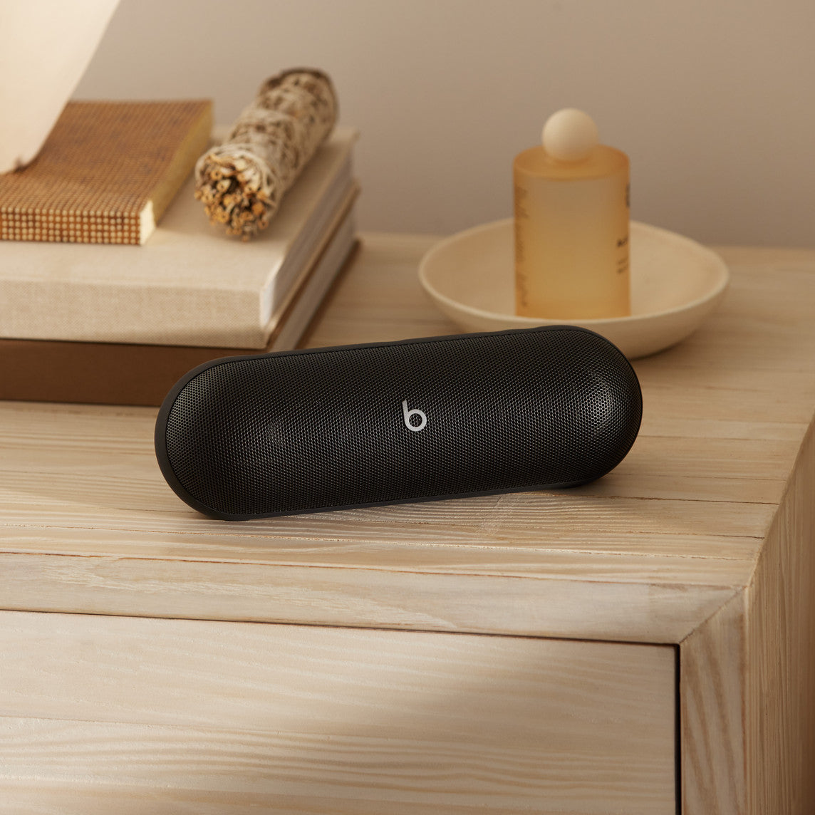 Beats Pill — Wireless Bluetooth® Speaker